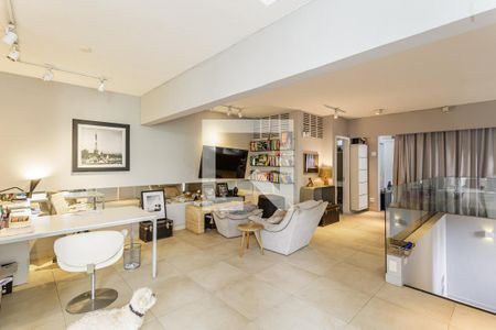 Sala de casa à venda com 7 quartos, 290m² em Vila Nova Conceição, São Paulo