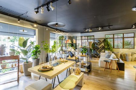 Área comum de casa à venda com 7 quartos, 600m² em Vila Nova Conceição, São Paulo