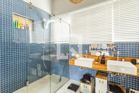 Banheiro da Suíte 1 de casa à venda com 7 quartos, 290m² em Vila Nova Conceição, São Paulo