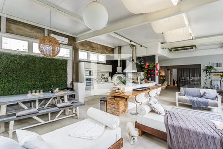 Sala de casa à venda com 7 quartos, 600m² em Vila Nova Conceição, São Paulo
