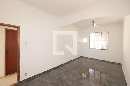 Quarto 1 de casa para alugar com 2 quartos, 150m² em Campo Grande, Rio de Janeiro