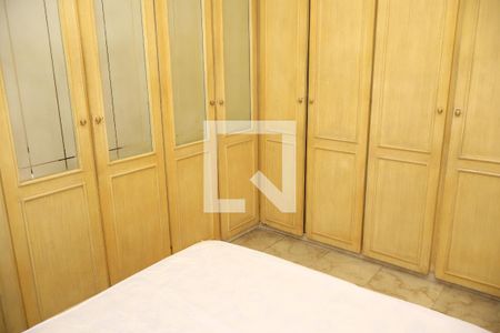 Quarto 2 de apartamento para alugar com 2 quartos, 65m² em Imbuí, Salvador