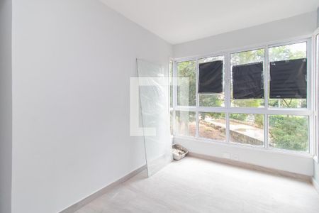 Sala de apartamento à venda com 2 quartos, 42m² em Cavalhada, Porto Alegre