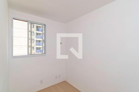 Quarto 1 de apartamento para alugar com 2 quartos, 40m² em Irajá, Rio de Janeiro
