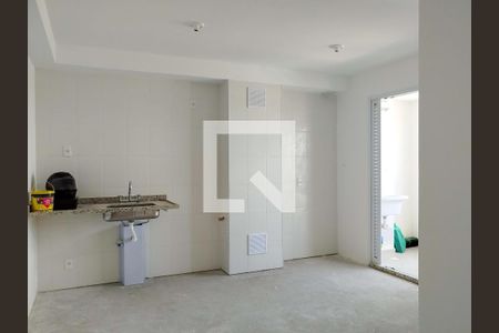 Sala e cozinha de apartamento à venda com 2 quartos, 40m² em Vila Centenario, São Paulo