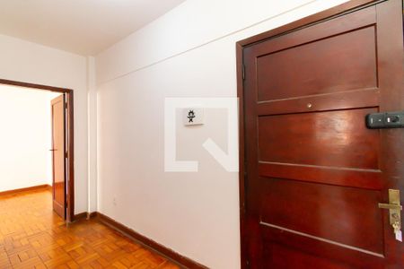 Hall de entrada de apartamento para alugar com 2 quartos, 90m² em Cambuci, São Paulo