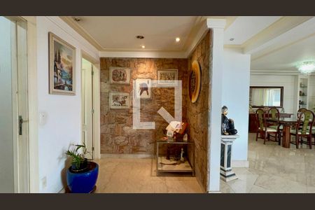 Hall de entrada de apartamento à venda com 4 quartos, 340m² em Paraíso, São Paulo