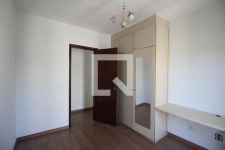 Quarto 1 de apartamento para alugar com 3 quartos, 80m² em Taquara, Rio de Janeiro