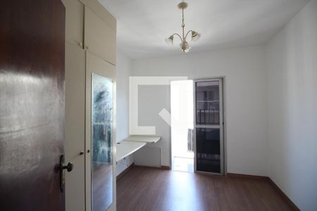 Quarto 1 de apartamento para alugar com 3 quartos, 80m² em Taquara, Rio de Janeiro