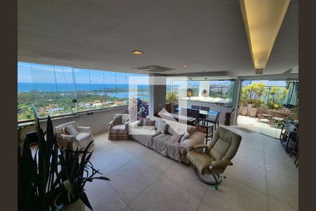 Sala de apartamento à venda com 4 quartos, 242m² em Barra da Tijuca, Rio de Janeiro