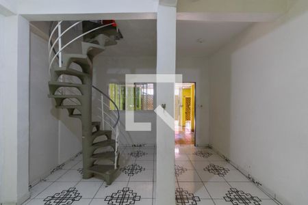 Sala de casa para alugar com 3 quartos, 150m² em Conjunto Habitacional Aguia de Haia, São Paulo