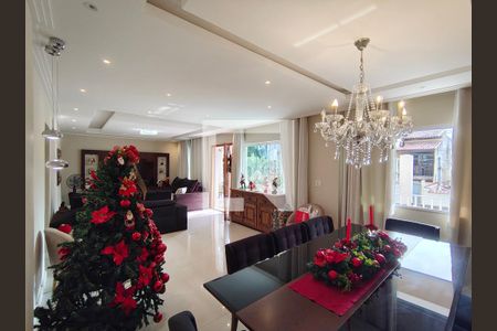 Casa de Condomínio à venda com 4 quartos, 600m² em Freguesia (jacarepaguá), Rio de Janeiro