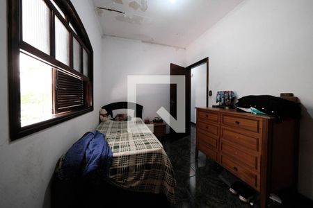 Quarto 1 de casa para alugar com 3 quartos, 270m² em Jardim Danfer, São Paulo