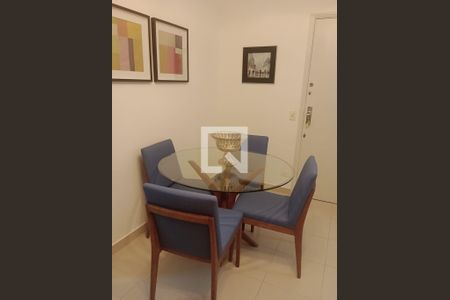Apartamento para alugar com 1 quarto, 52m² em Ponta da Praia, Santos