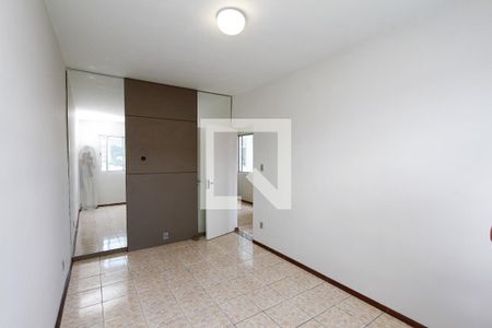 Quarto 1 de apartamento para alugar com 2 quartos, 68m² em Padre Eustáquio, Belo Horizonte