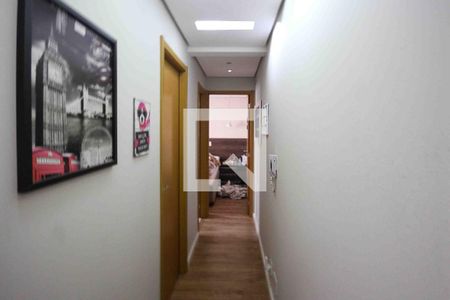 Corredor de apartamento para alugar com 2 quartos, 45m² em Jardim Aricanduva, São Paulo