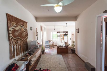 Sala de casa para alugar com 3 quartos, 155m² em Jardim dos Oliveiras, Campinas