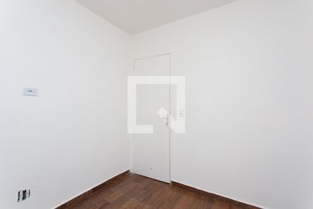 Quarto 1  de apartamento para alugar com 2 quartos, 49m² em Conjunto Residencial José Bonifácio, São Paulo