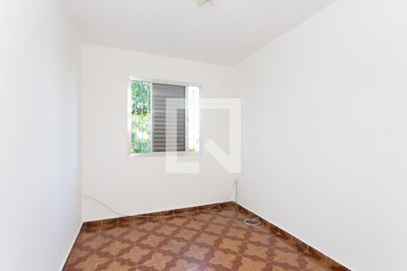 Quarto 2 de apartamento para alugar com 2 quartos, 49m² em Conjunto Residencial José Bonifácio, São Paulo