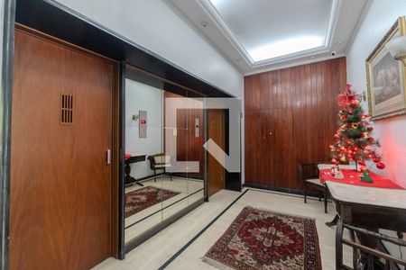 Hall de entrada de apartamento à venda com 3 quartos, 191m² em Centro Histórico de São Paulo, São Paulo