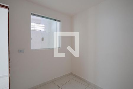 Quarto 2 de apartamento para alugar com 2 quartos, 35m² em Vila Renato, São Paulo