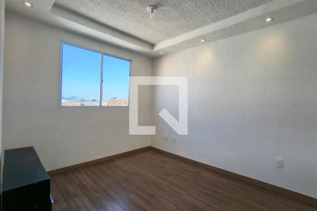 Sala de apartamento para alugar com 2 quartos, 65m² em Taquara, Rio de Janeiro