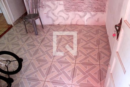 Sala (casa 2) de casa à venda com 5 quartos, 210m² em Macedo, Guarulhos