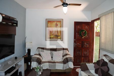 Casa para alugar com 1 quarto, 60m² em Jardim do Colegio, Embu das Artes