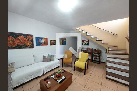 Sala de casa à venda com 3 quartos, 220m² em Jardim Ubirajara, São Paulo