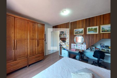 Quarto 1 de casa à venda com 3 quartos, 220m² em Jardim Ubirajara, São Paulo
