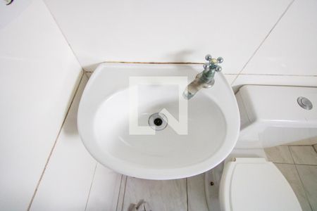 Banheiro Social de apartamento para alugar com 1 quarto, 30m² em Vila Suíça, Santo André