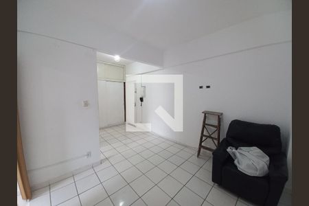 Sala de apartamento para alugar com 1 quarto, 46m² em Centro, São Vicente