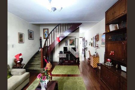 Sala de casa para alugar com 2 quartos, 81m² em Cambuci, São Paulo