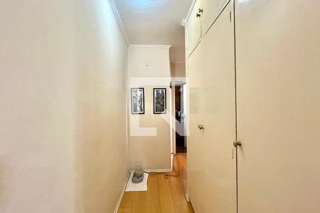 Corredor de apartamento à venda com 2 quartos, 56m² em Vila Santa Catarina, São Paulo