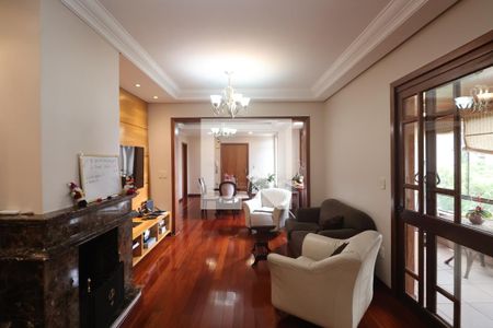 Sala de TV de apartamento para alugar com 3 quartos, 230m² em Centro, Canoas