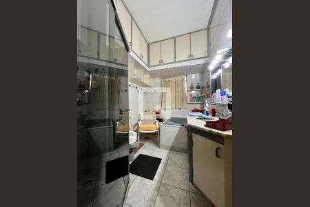 Banheiro de casa à venda com 3 quartos, 250m² em Botafogo, Campinas
