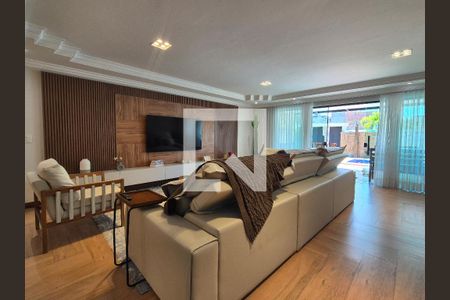 Sala de casa de condomínio para alugar com 4 quartos, 170m² em Recreio dos Bandeirantes, Rio de Janeiro