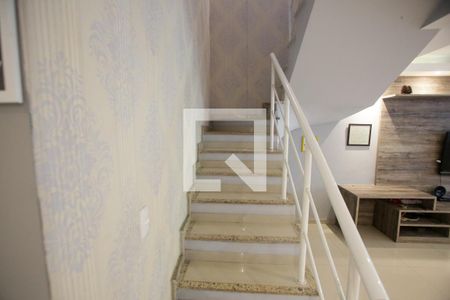 Escada de casa de condomínio à venda com 3 quartos, 119m² em Jacarepaguá, Rio de Janeiro