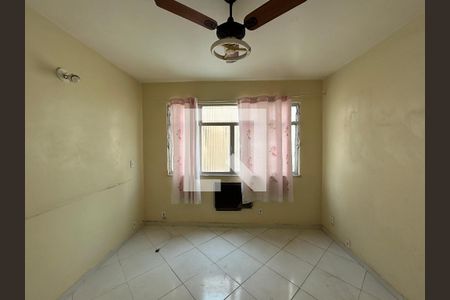 Sala de apartamento para alugar com 2 quartos, 60m² em Todos Os Santos, Rio de Janeiro