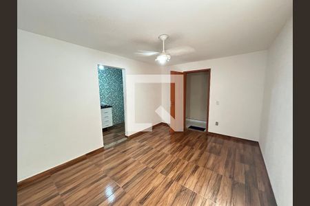 Sala de apartamento para alugar com 2 quartos, 60m² em Cascadura, Rio de Janeiro