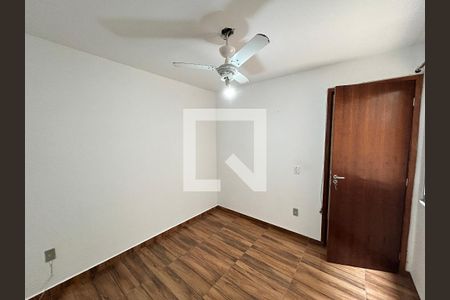 Quarto 1 de apartamento para alugar com 2 quartos, 60m² em Cascadura, Rio de Janeiro