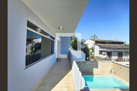 Casa de Condomínio para alugar com 3 quartos, 300m² em Freguesia (jacarepaguá), Rio de Janeiro