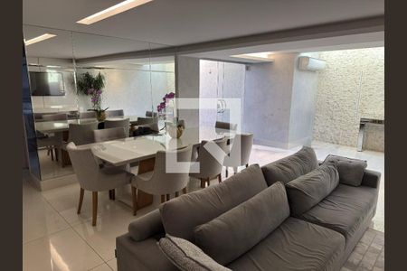 Sala de jantar e TV de apartamento à venda com 3 quartos, 179m² em Santo Antônio, Belo Horizonte