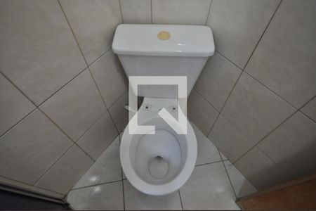 Banheiro do Quarto Suíte de casa para alugar com 3 quartos, 90m² em Parque Edu Chaves, São Paulo