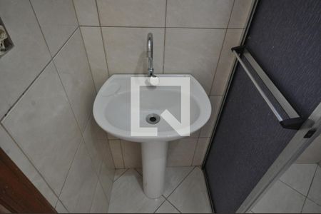 Banheiro do Quarto Suíte de casa para alugar com 3 quartos, 90m² em Parque Edu Chaves, São Paulo