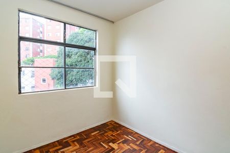 Quarto 1 de apartamento para alugar com 2 quartos, 72m² em Padre Eustáquio, Belo Horizonte
