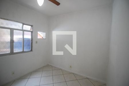 Quarto de casa para alugar com 2 quartos, 80m² em Olinda, Nilópolis