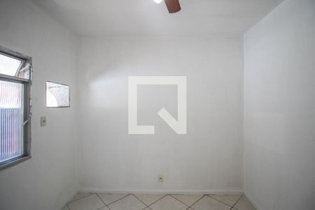 Quarto de casa para alugar com 2 quartos, 80m² em Olinda, Nilópolis