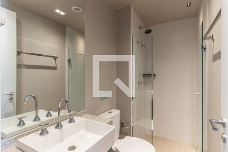 Banheiro de kitnet/studio para alugar com 1 quarto, 28m² em Consolação, São Paulo