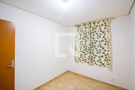Quarto 2 de casa para alugar com 3 quartos, 168m² em Vila Eldizia, Santo André